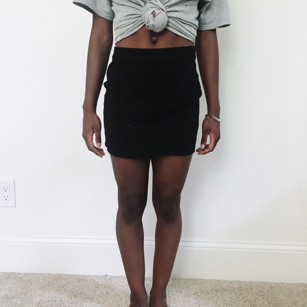 Black pencil skirt
